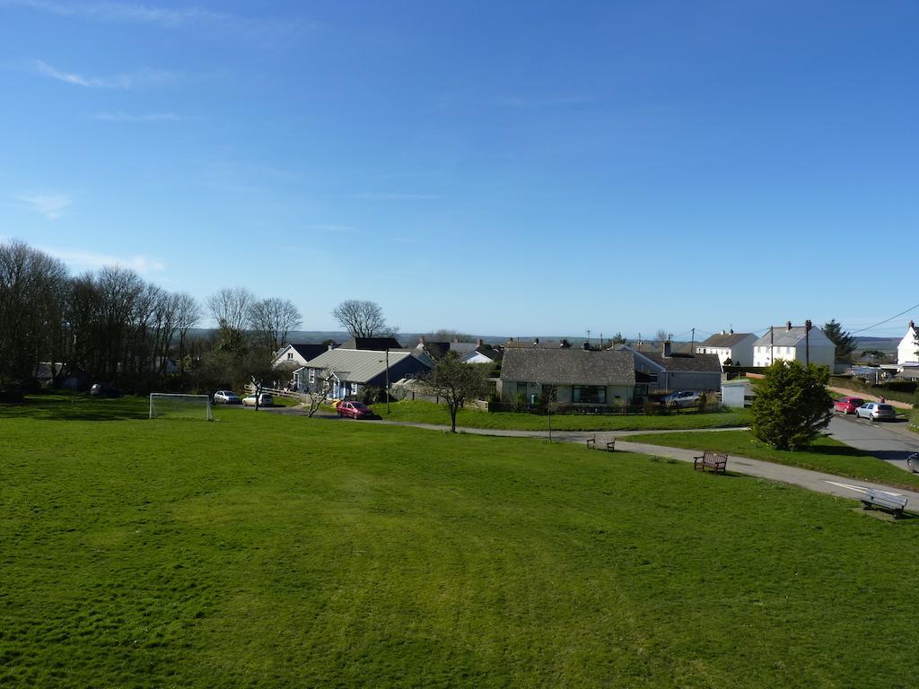 Old Police House Bed and Breakfast Haverfordwest Δωμάτιο φωτογραφία